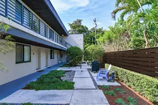 1273 NE 38th St, Oakland Park, FL 33334 - Photo 17