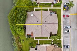 3402 Waterview Cir, Palm Springs, FL 33461 - Photo 37
