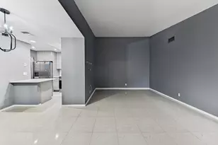 3402 Waterview Cir, Palm Springs, FL 33461 - Photo 9