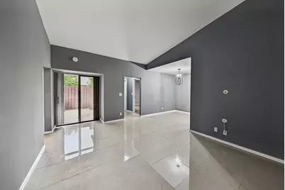 3402 Waterview Circle #B, Palm Springs, FL 33461 - Photo 13