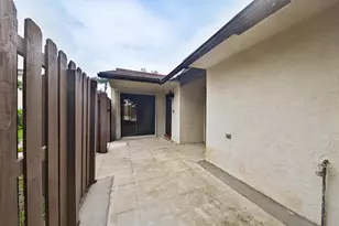 3402 Waterview Cir, Palm Springs, FL 33461 - Photo 5