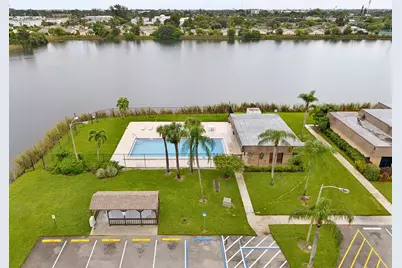 3402 Waterview Circle #B, Palm Springs, FL 33461 - Photo 7