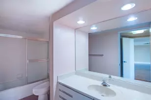 2480 Presidential Way, West Palm Beach, FL 33401 - Photo 27