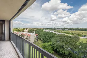 2480 Presidential Way, West Palm Beach, FL 33401 - Photo 17