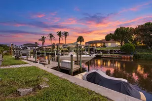 180 NE Surfside Ave, Port Saint Lucie, FL 34983 - Photo 3