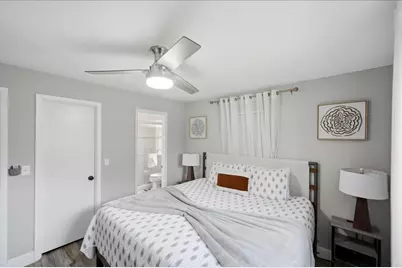 2031 SE New York Street, Port Saint Lucie, FL 34952 - Photo 33