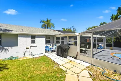 2031 SE New York Street, Port Saint Lucie, FL 34952 - Photo 27