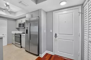 99 SE Mizner Blvd, Boca Raton, FL 33432 - Photo 3