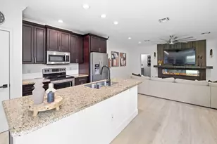 3122 Shelby Way, Palm Springs, FL 33461 - Photo 9