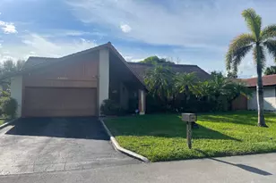 20310 NE 10th Pl, Miami, FL 33179 - Photo 1