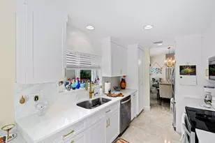11270 Cloverleaf Cir, Boca Raton, FL 33428 - Photo 13
