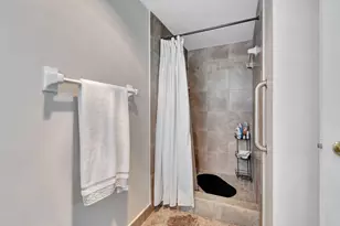 17 Colonial Club Dr, Boynton Beach, FL 33435 - Photo 29