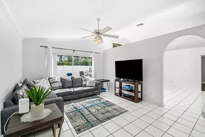 8194 Mystic Harbor Circle, Boynton Beach, FL 33436 - Photo 9