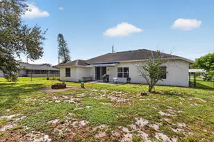 422 SW Tulip Blvd, Port Saint Lucie, FL 34953 - Photo 43