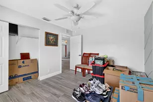 422 SW Tulip Blvd, Port Saint Lucie, FL 34953 - Photo 31