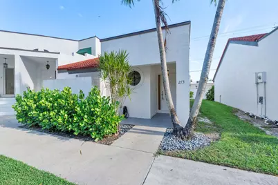 273 NW 36th Avenue, Deerfield Beach, FL 33442 - Photo 1