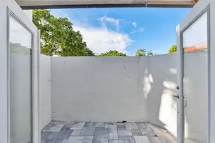 273 NW 36th Ave, Deerfield Beach, FL 33442 - Photo 23
