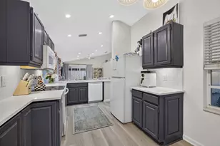 7 Governors Ct, Palm Beach Gardens, FL 33418 - Photo 19