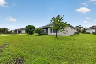 9907 SW Trumpet Tree Cir, Port Saint Lucie, FL 34987 - Photo 41