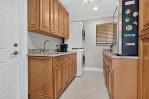 330 SW 75th Ave, Plantation, FL 33317 - Photo 27