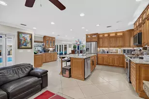 330 SW 75th Ave, Plantation, FL 33317 - Photo 19