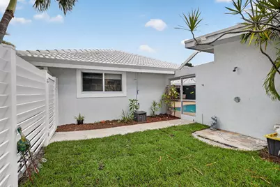 330 SW 75th Avenue, Plantation, FL 33317 - Photo 35