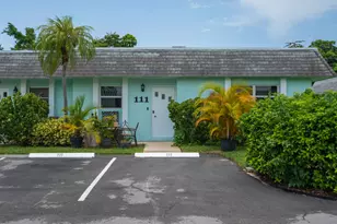 2638 Gately Dr E, West Palm Beach, FL 33415 - Photo 17