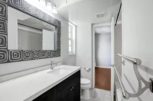 200 S Birch Rd, Fort Lauderdale, FL 33316 - Photo 15