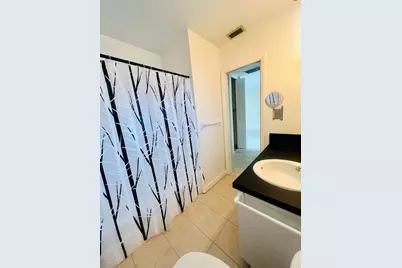 2789 Ashley Drive W #E, West Palm Beach, FL 33415 - Photo 7
