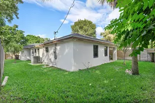 730 47th St, West Palm Beach, FL 33407 - Photo 27