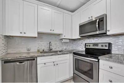 281 Fanshaw G, Boca Raton, FL 33434 - Photo 5