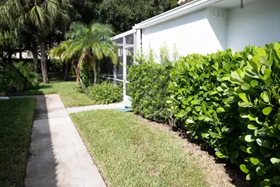 8704 Chapman Oak Court, Palm Beach Gardens, FL 33410 - Photo 27