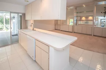8704 Chapman Oak Court, Palm Beach Gardens, FL 33410 - Photo 13