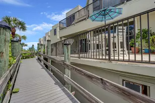 2051 NE Ocean Blvd, Stuart, FL 34996 - Photo 23
