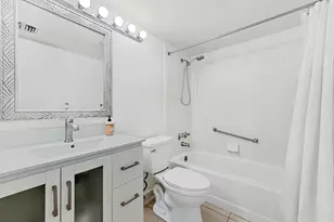 1005 Green Pine Blvd, West Palm Beach, FL 33409 - Photo 17