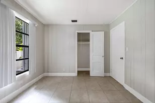 719 Summit Blvd, West Palm Beach, FL 33405 - Photo 17