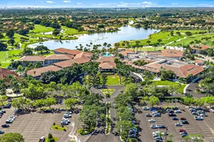 370 Prestwick Cir, Palm Beach Gardens, FL 33418 - Photo 37
