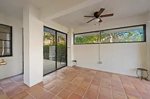 370 Prestwick Cir, Palm Beach Gardens, FL 33418 - Photo 23