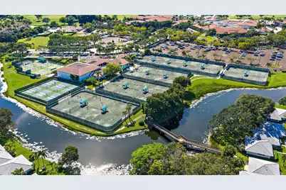 370 Prestwick Circle #2, Palm Beach Gardens, FL 33418 - Photo 35