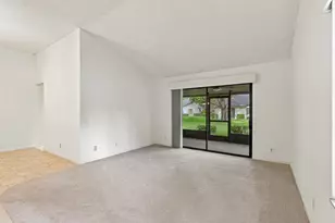 5086 Pine Dr, Boynton Beach, FL 33437 - Photo 9