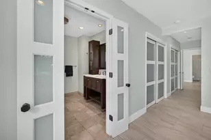128 Vassar Dr, Lake Worth Beach, FL 33460 - Photo 9