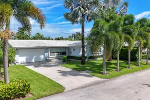 128 Vassar Dr, Lake Worth Beach, FL 33460 - Photo 3