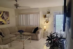 305 Saxony G, Delray Beach, FL 33446 - Photo 9