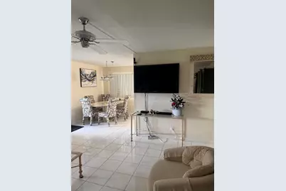 305 Saxony G, Delray Beach, FL 33446 - Photo 5