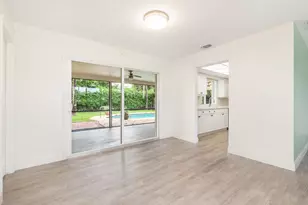 7315 W Lake Dr, West Palm Beach, FL 33406 - Photo 11