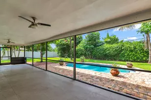 7315 W Lake Dr, West Palm Beach, FL 33406 - Photo 25