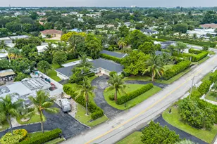 7315 W Lake Dr, West Palm Beach, FL 33406 - Photo 35