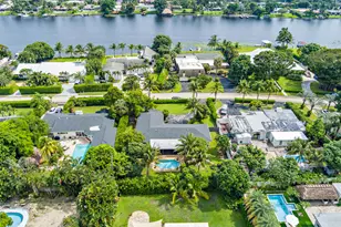 7315 W Lake Dr, West Palm Beach, FL 33406 - Photo 1
