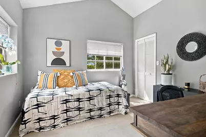 20104 NW 9th Drive, Pembroke Pines, FL 33029 - Photo 37