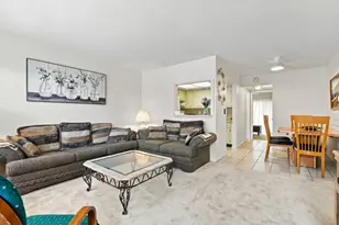85 Kingswood E, West Palm Beach, FL 33417 - Photo 3